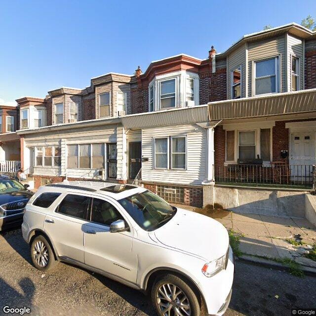 710 W Raymond St