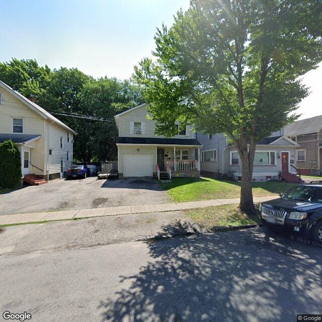 72 Cummings St