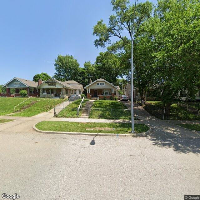7235 Paseo Blvd