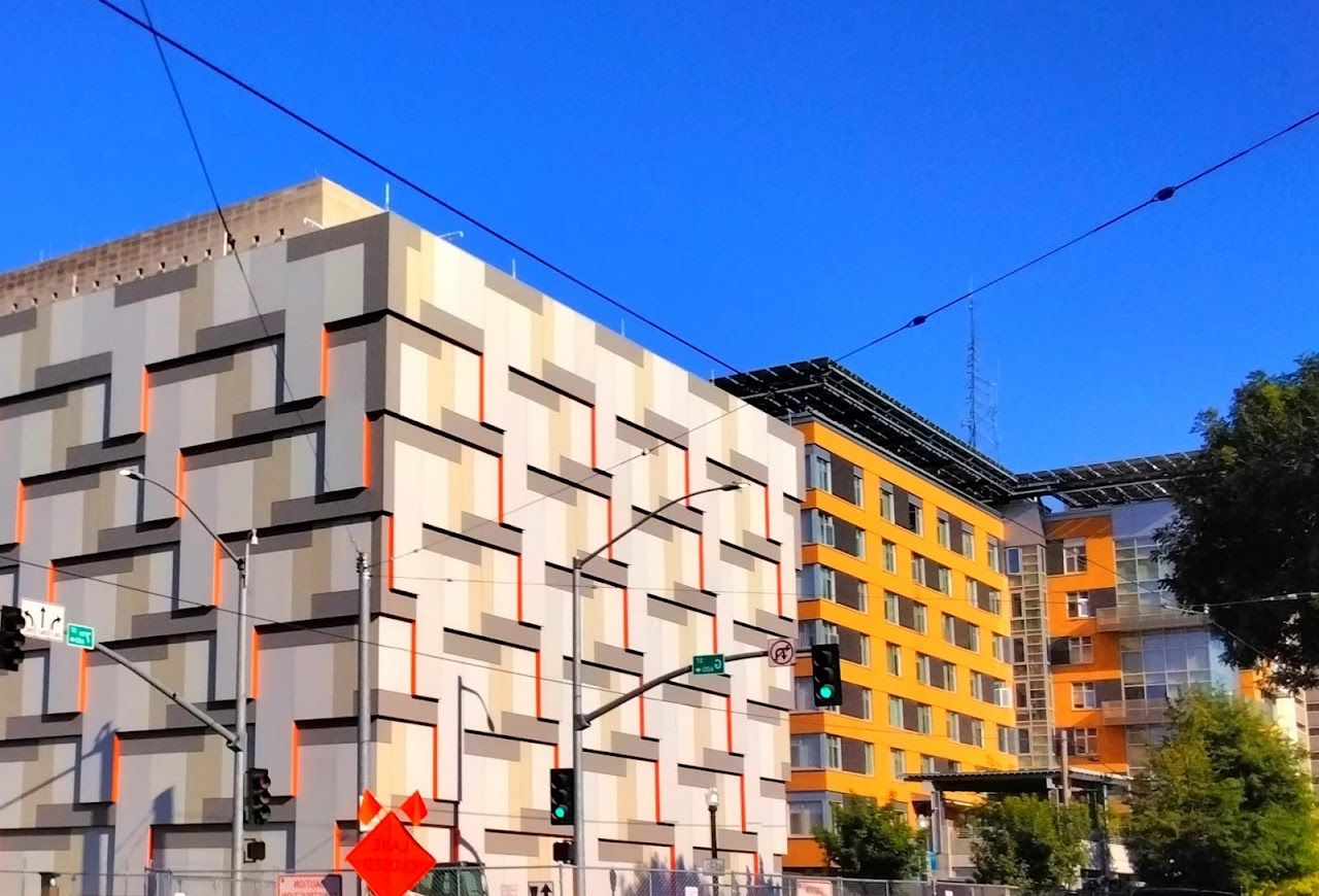 7th & H Apts