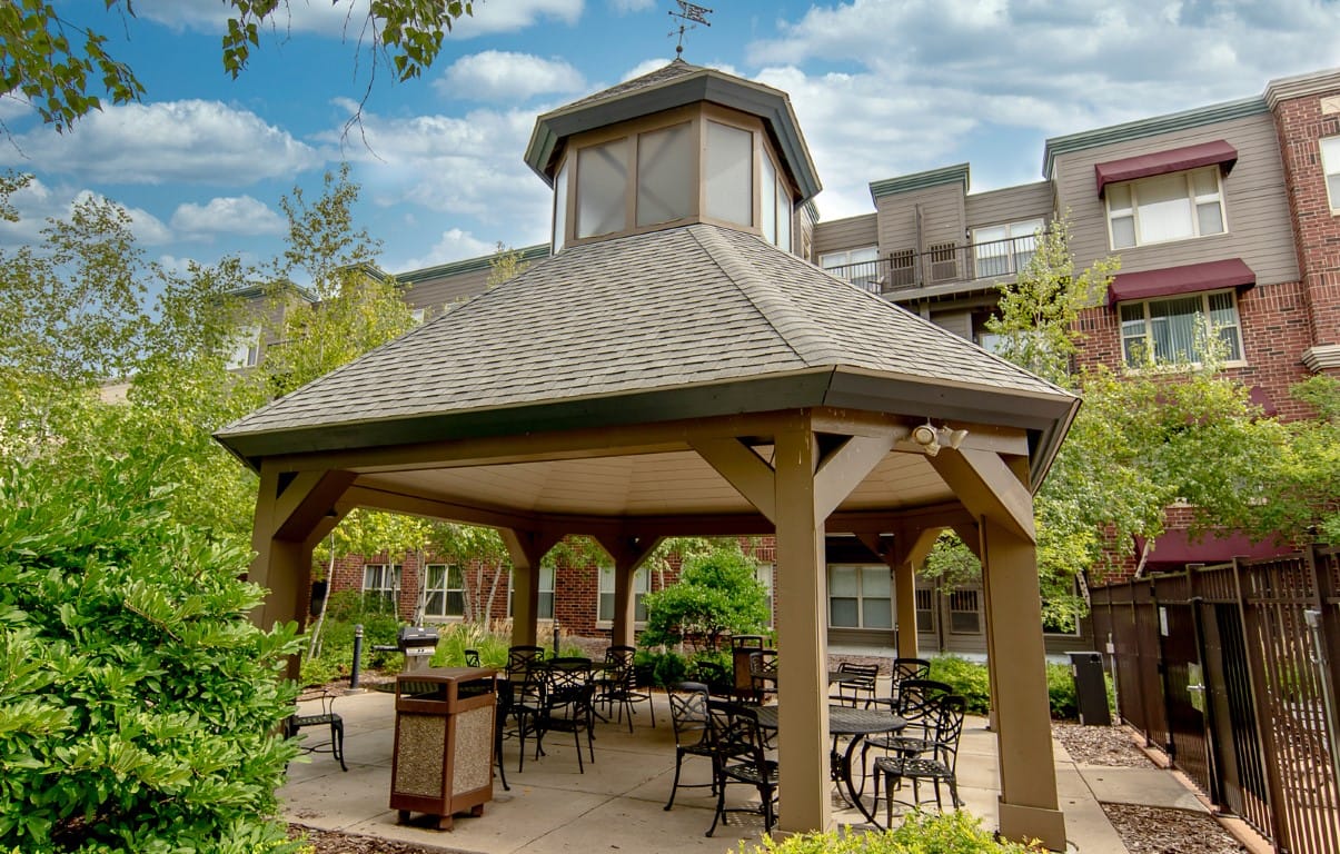 808 Berry Place Apartments