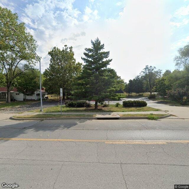 84 Highway 7 Garden City