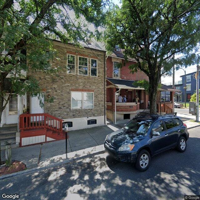 846 W Walnut St