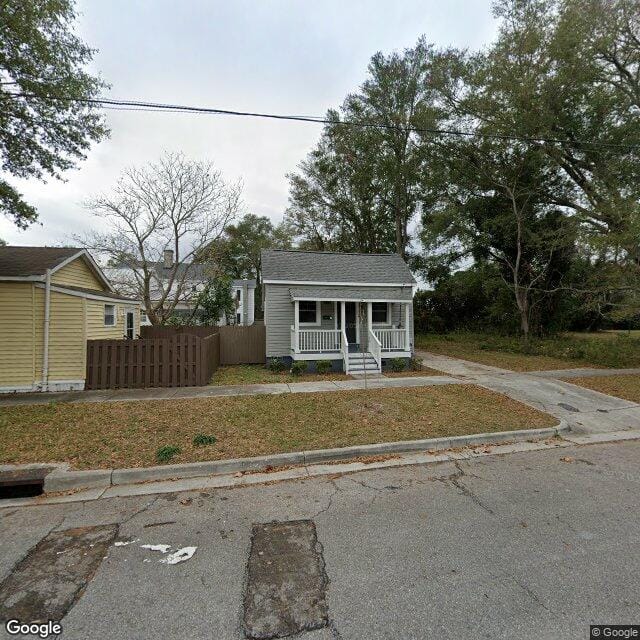 905 N Seventh St