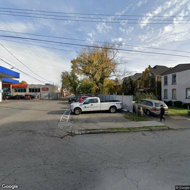 908 W St