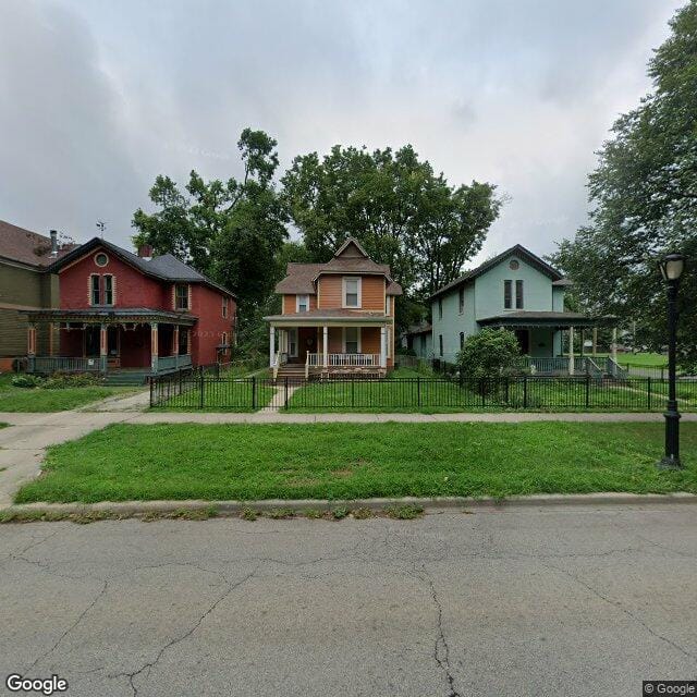 921 N Sixth Street