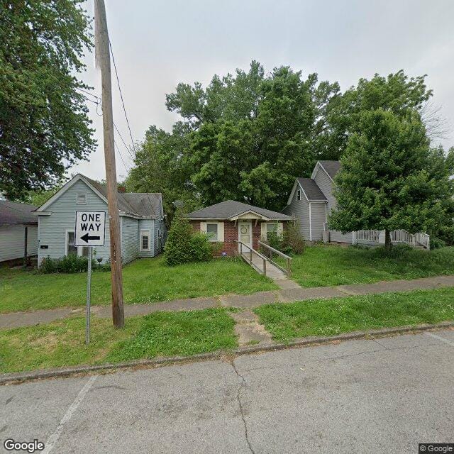 921 Watt St