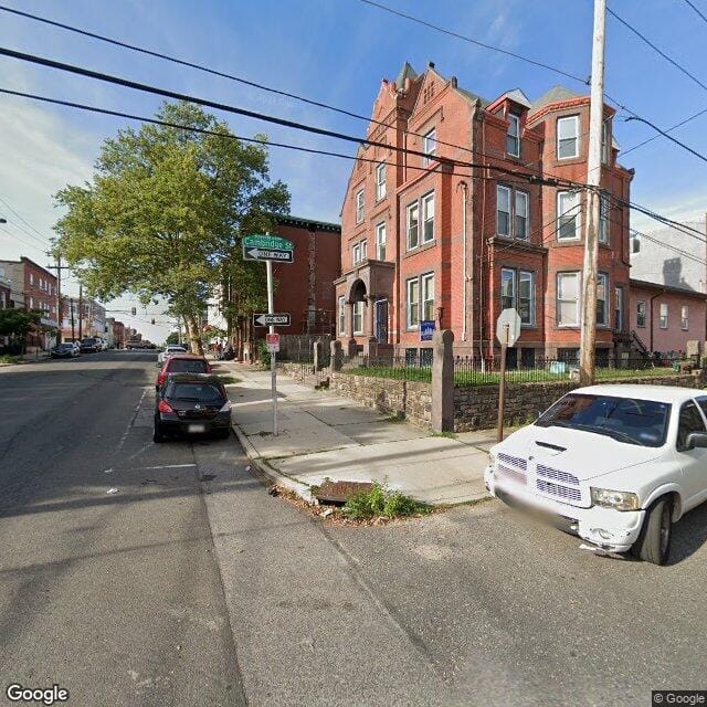 929 N 29th St