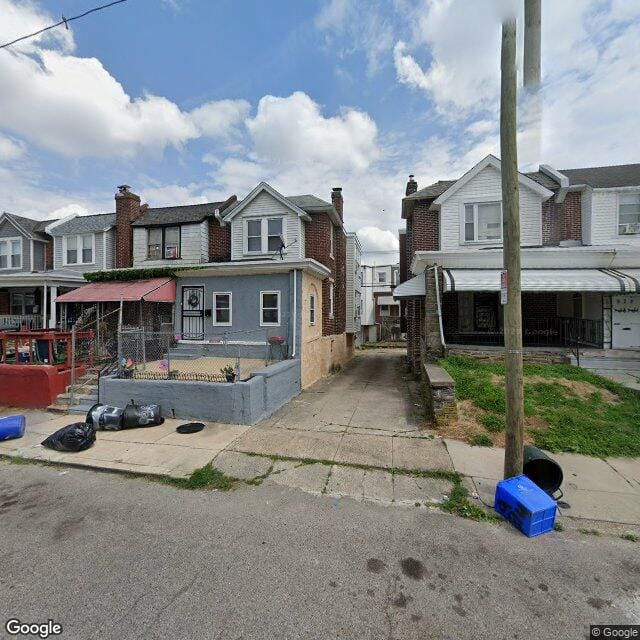 936 E Price St