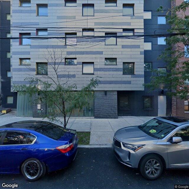 984 Woodycrest Avenue
