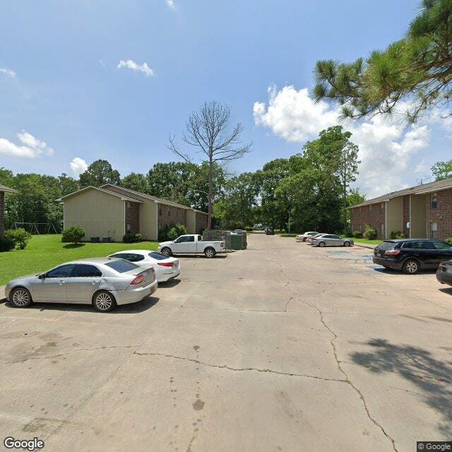 Acadian Apts