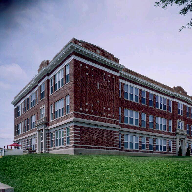 Adam'S Park Apts