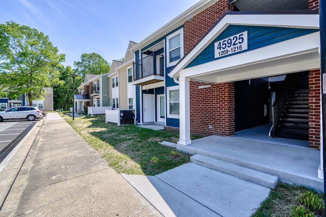 Admiral Landing 4 Fka Foxchase Illage