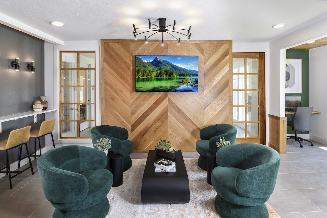 Alazan Lofts