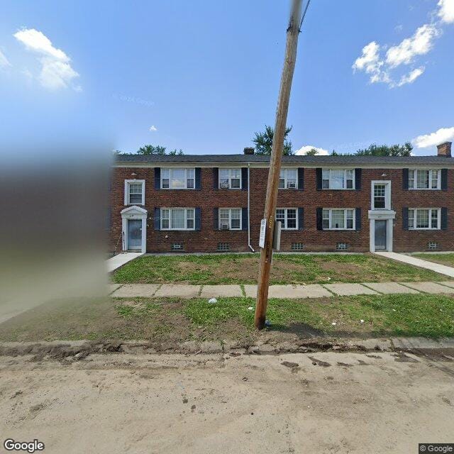 Alexander Court Apts