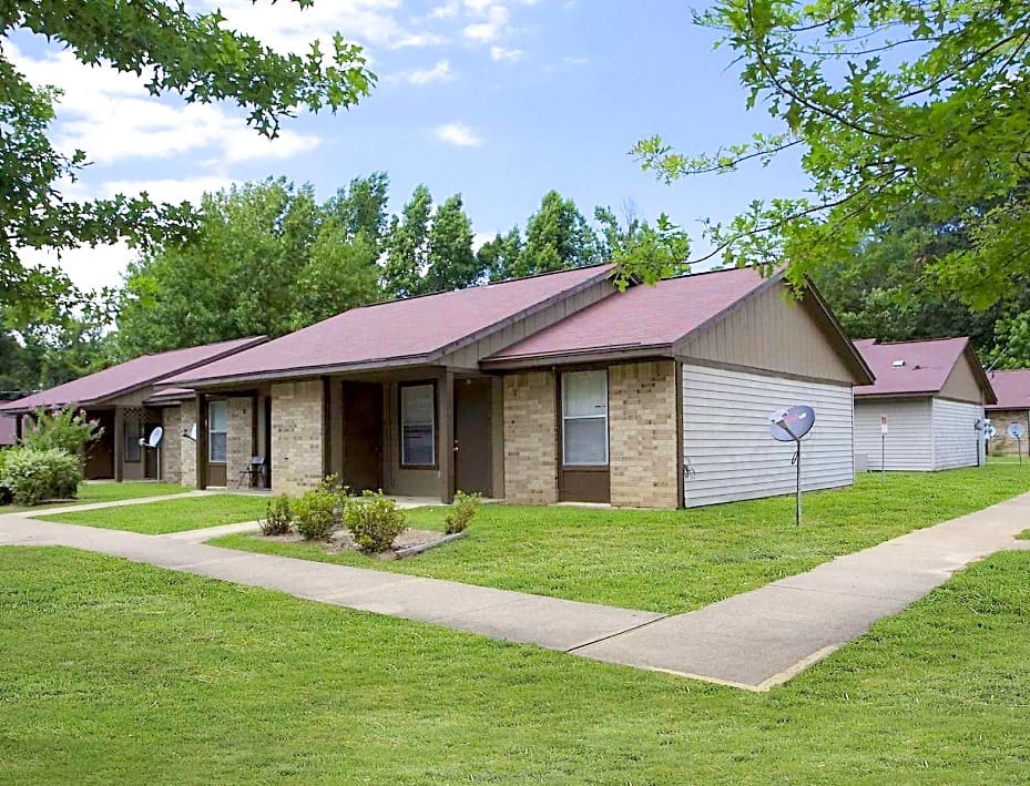 Alexander Place Apts