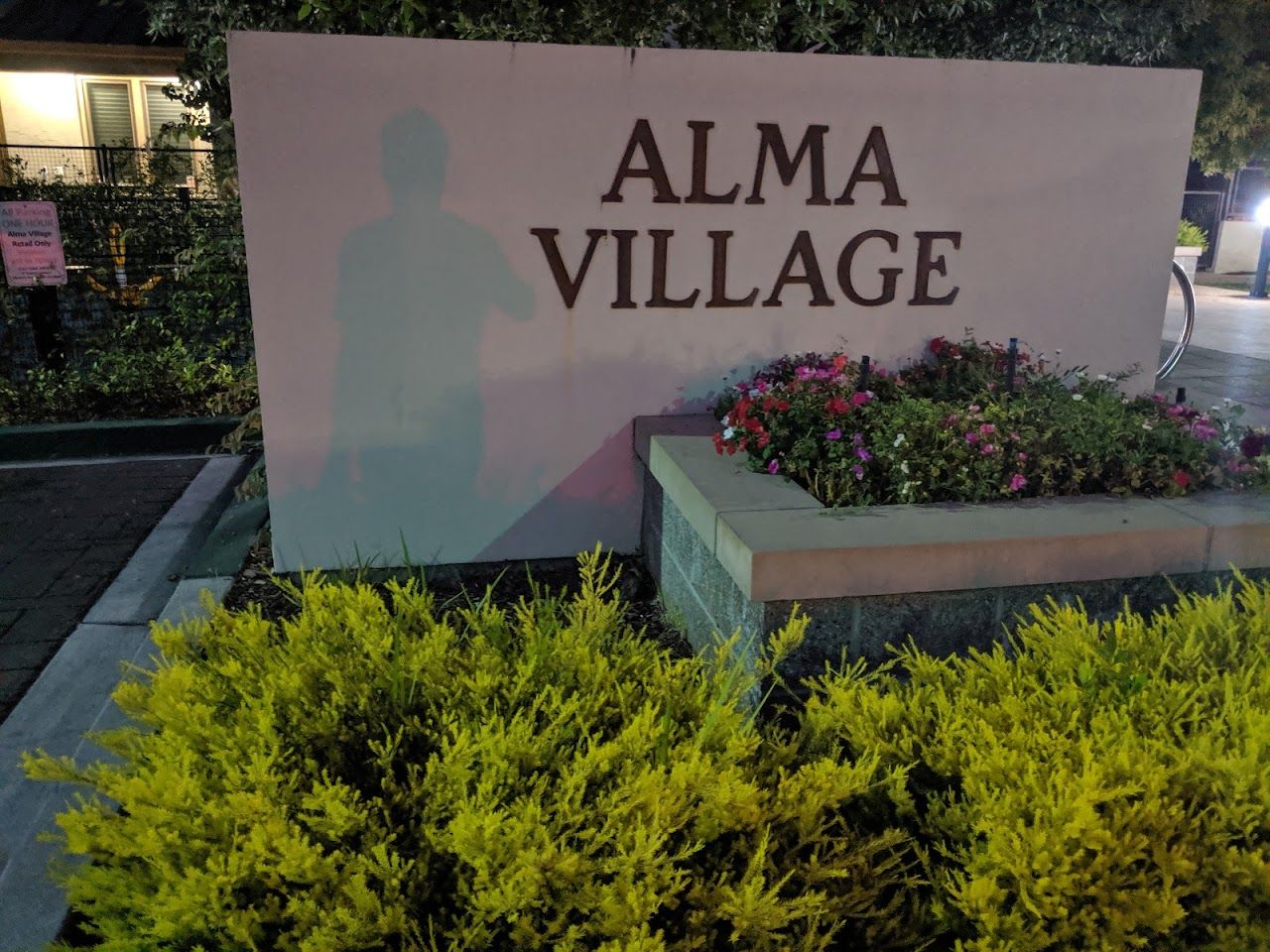 Alma Plaza