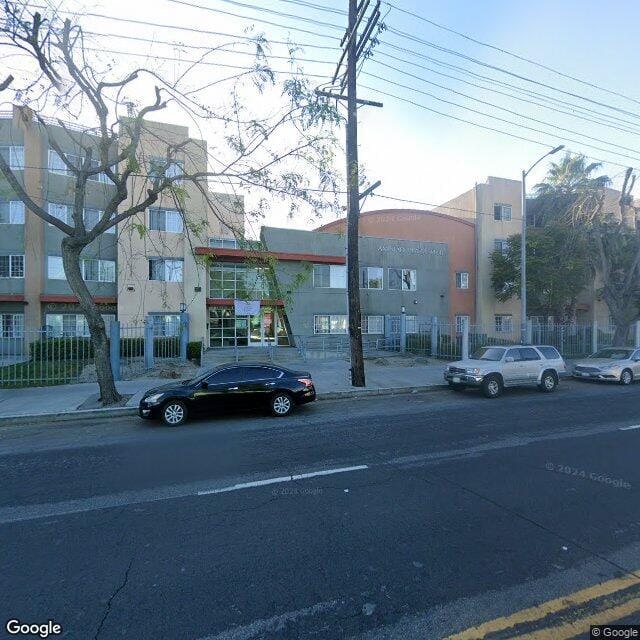 Amistad Plaza