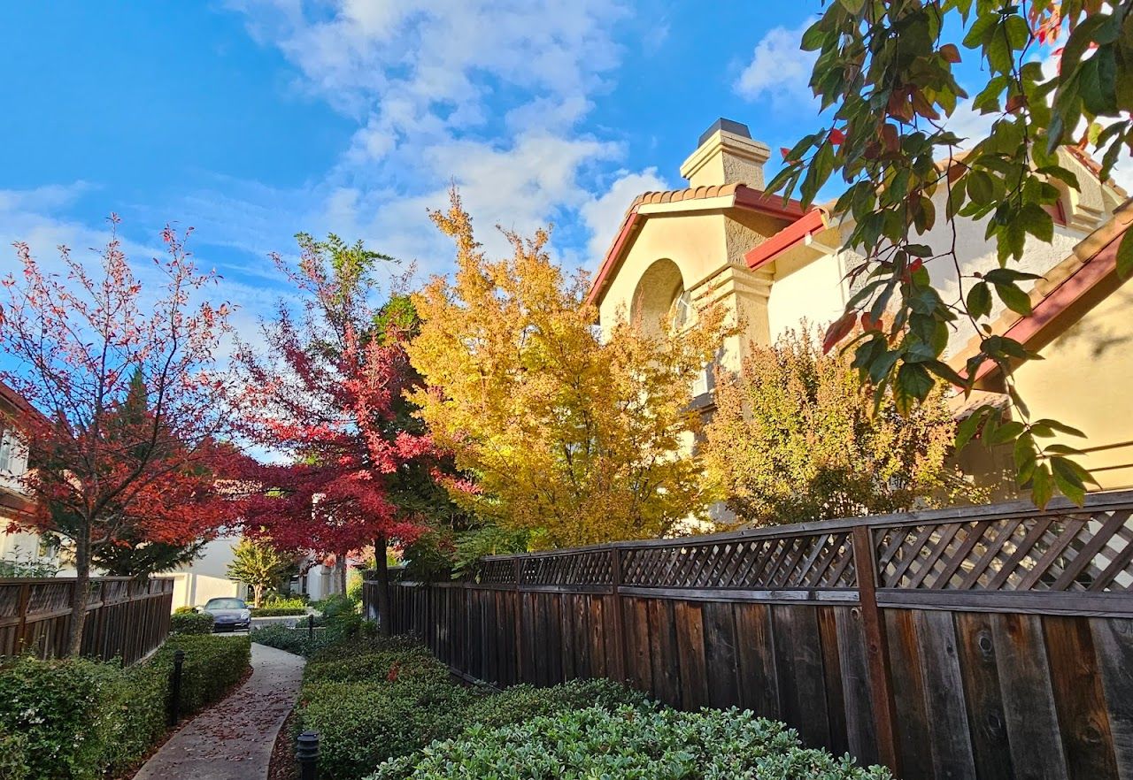 Anton Hacienda Apartments