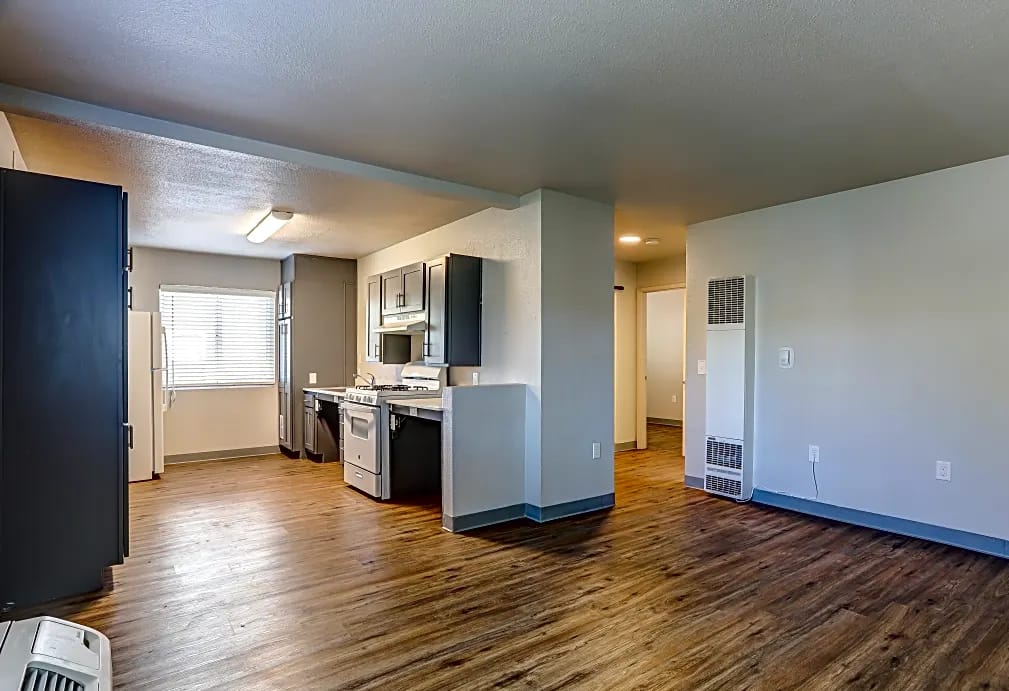 Arbor Square Apts