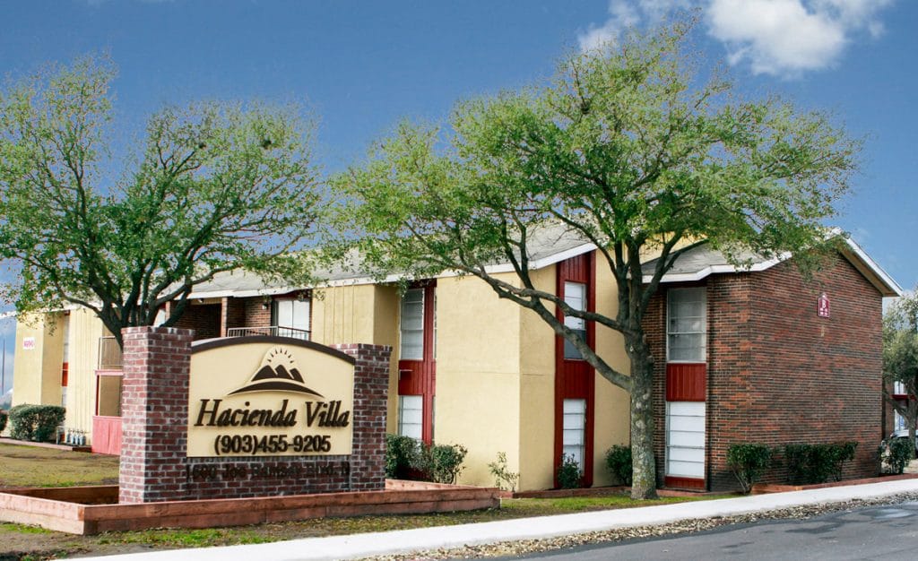 Arbors Apts