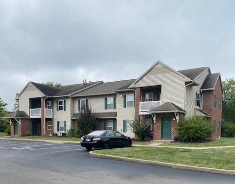 Arbors At Eastland