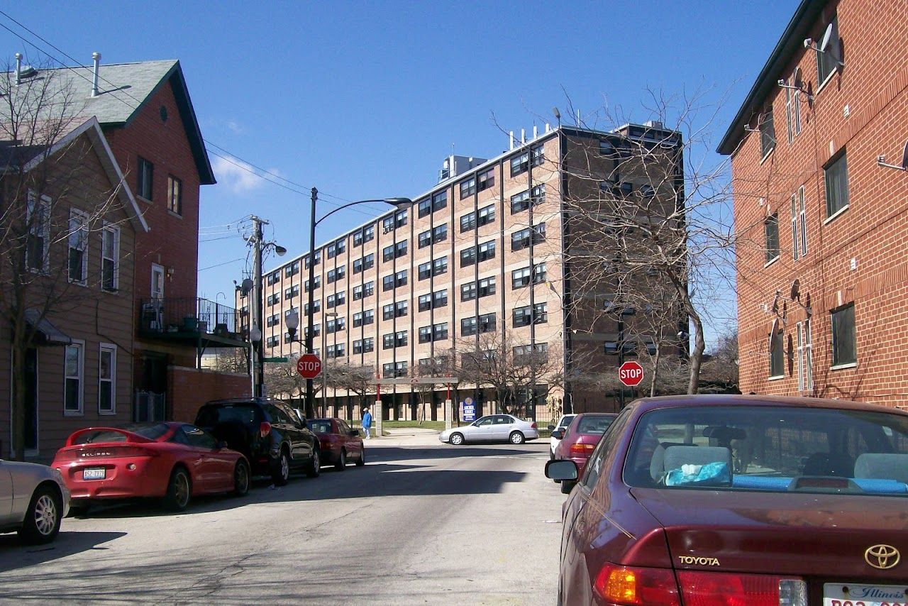 Archer Courts Apts