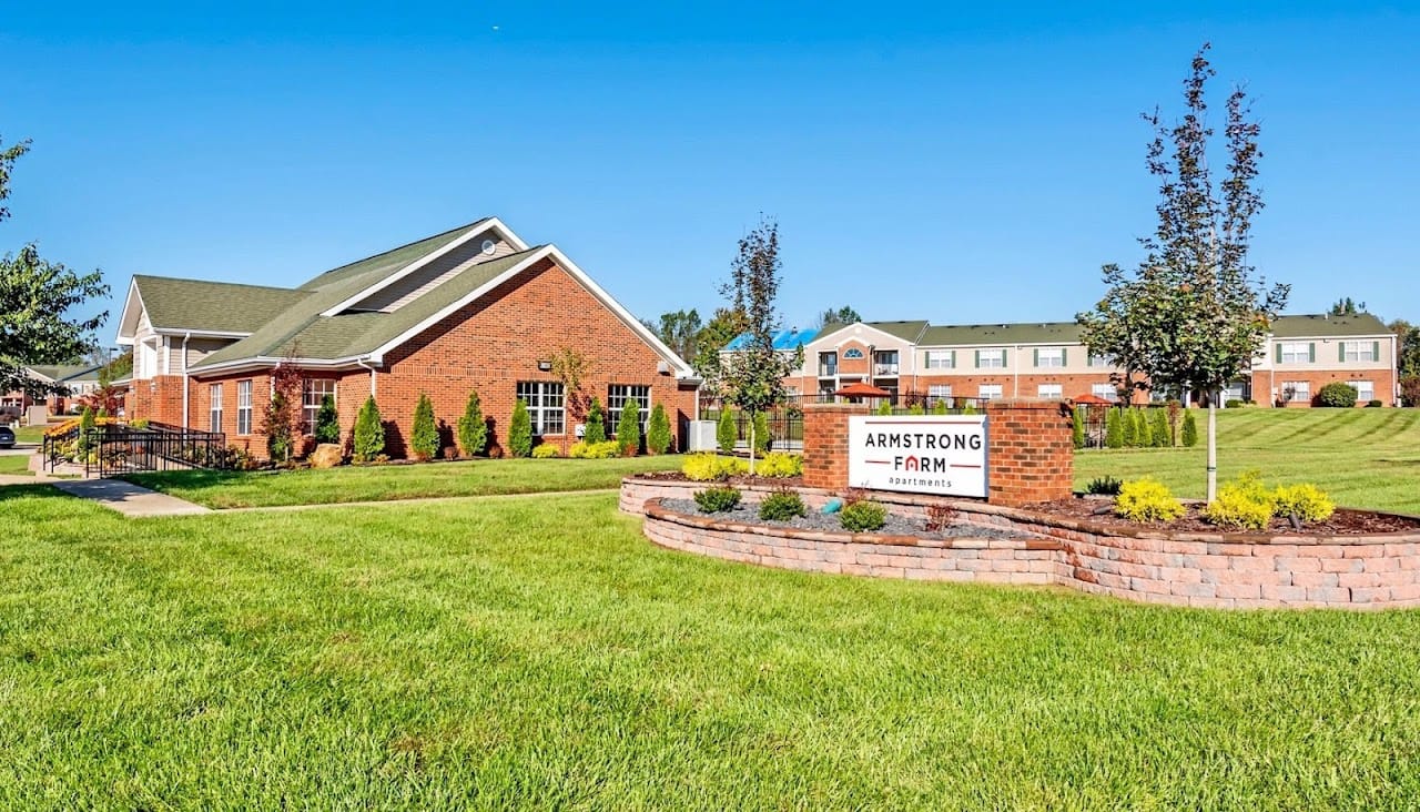 Armstrong Farm Apts