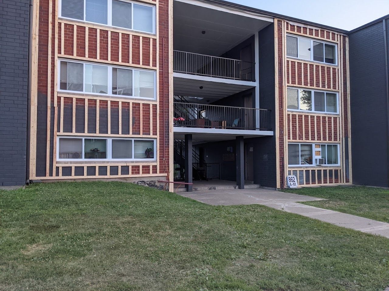 Arts Apartments At Music Hall