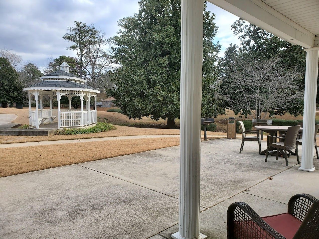 Ashton Arbors Apartments