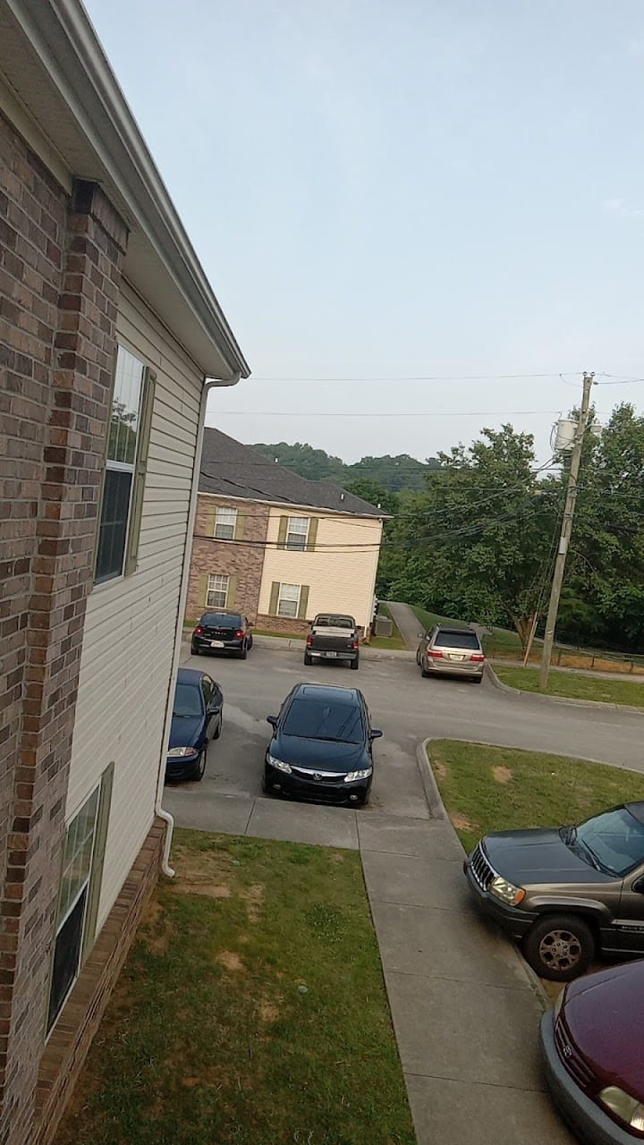 Ashton View Apts
