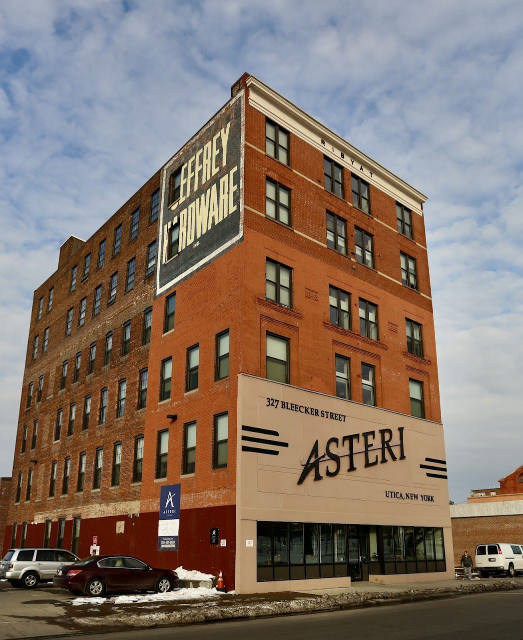Asteri Utica
