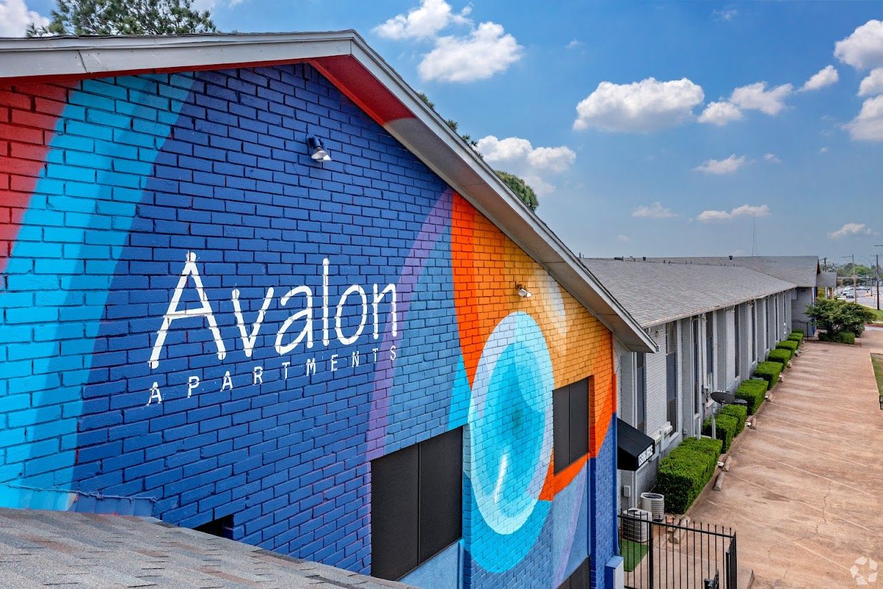 Avalon Apts