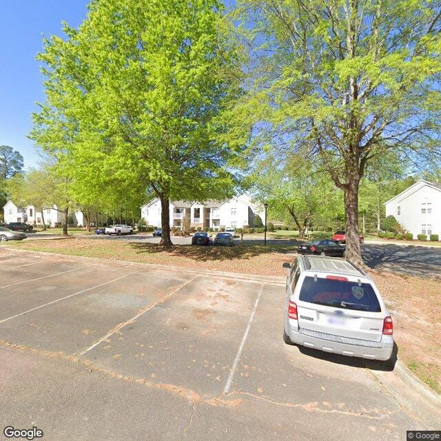 Avery Lake Apts