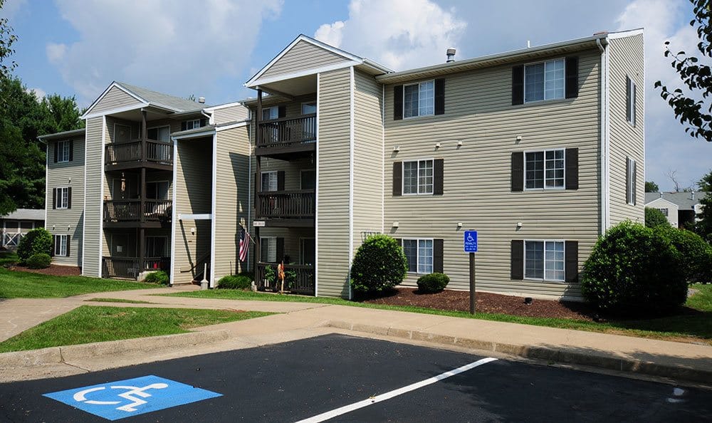 Baker Street Apts