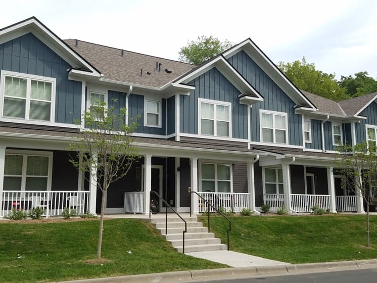 Balsam Hill Apts And Th  (Fka Indian Knoll)