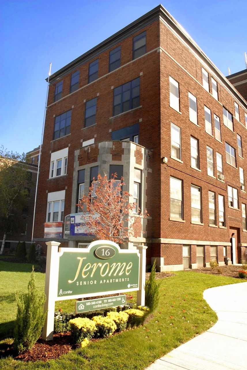 Bank Street Senior Apts