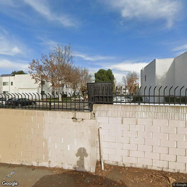 Banning Villa Apts