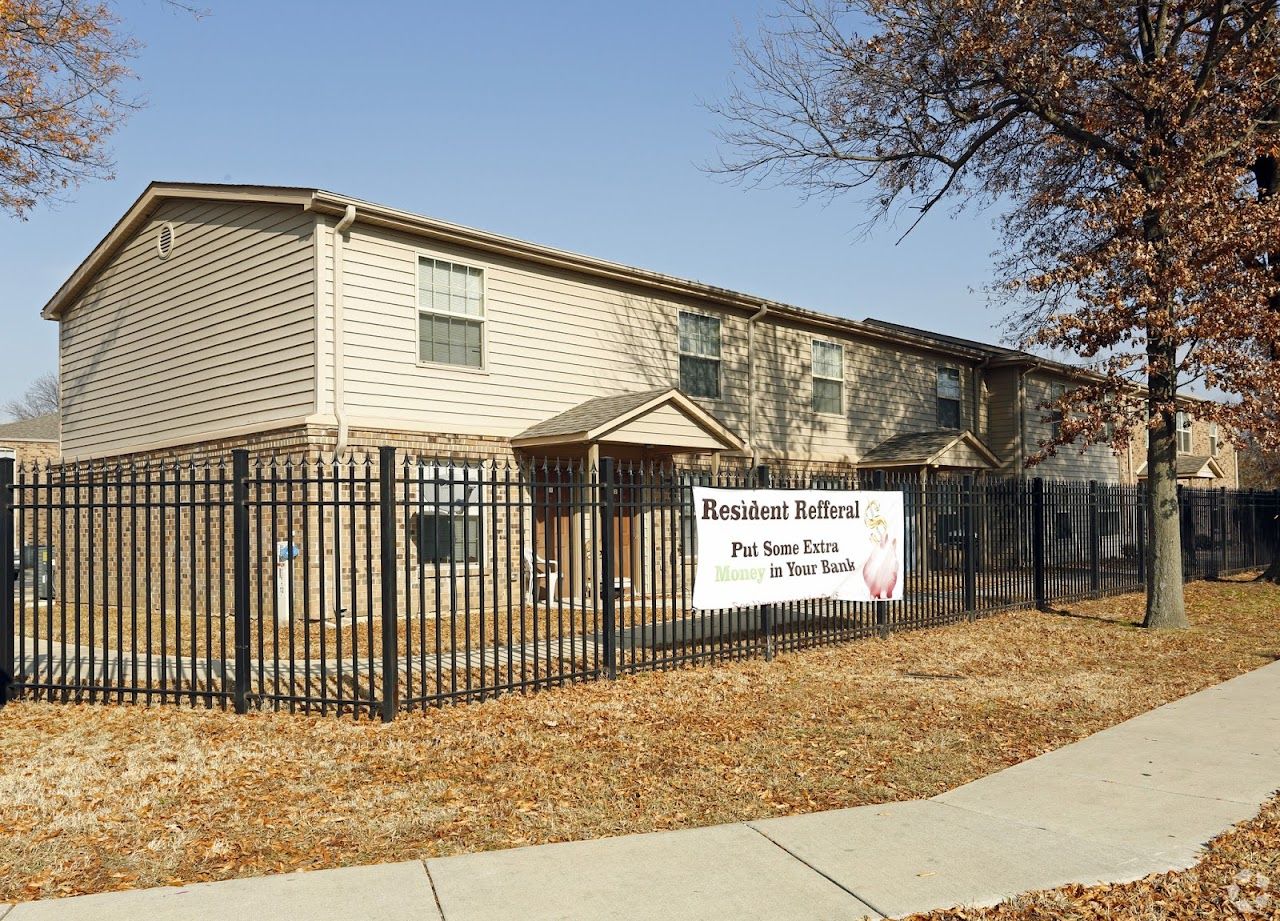 Barton Court Apartments