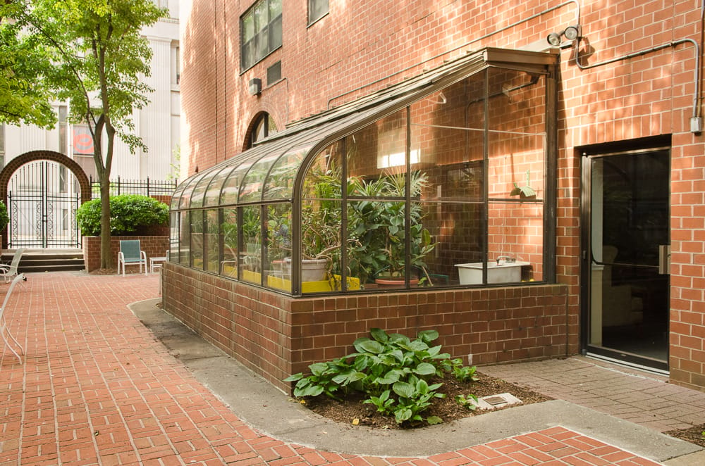 Basilica Place Apartments