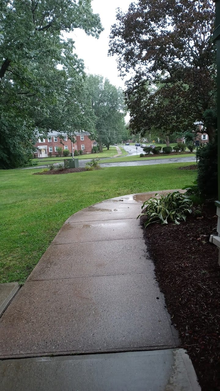 Bay Meadow Apts