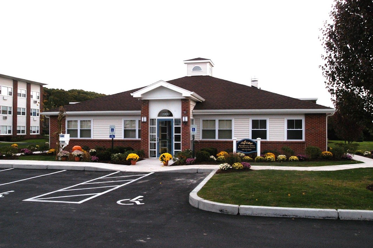 Bay Village Apts