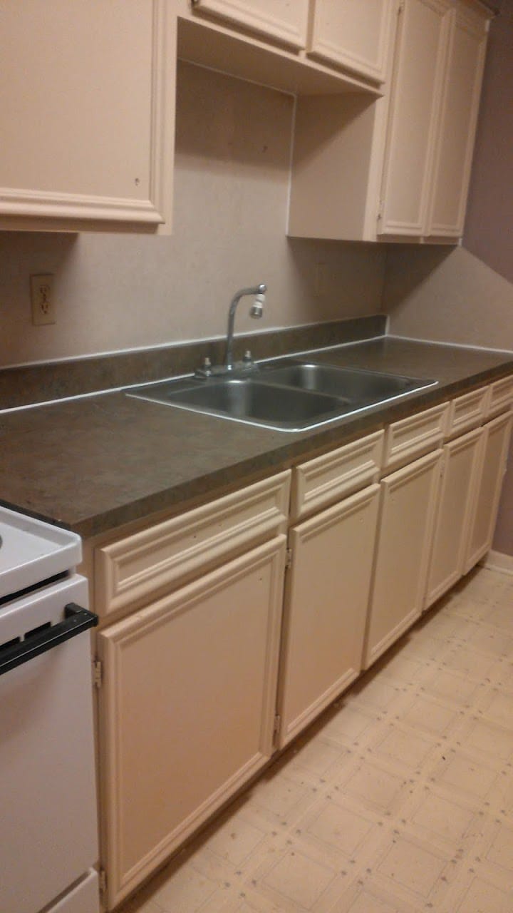 Bayshore Manor Apts