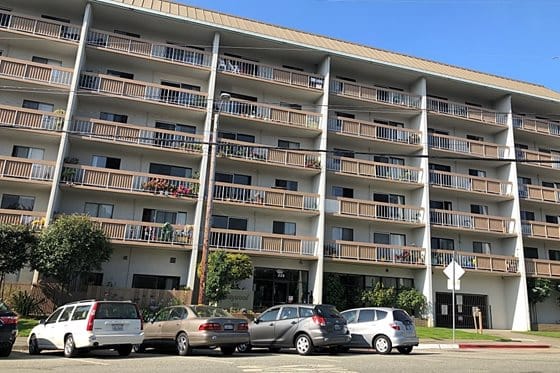 Baywood Apts   Oakland