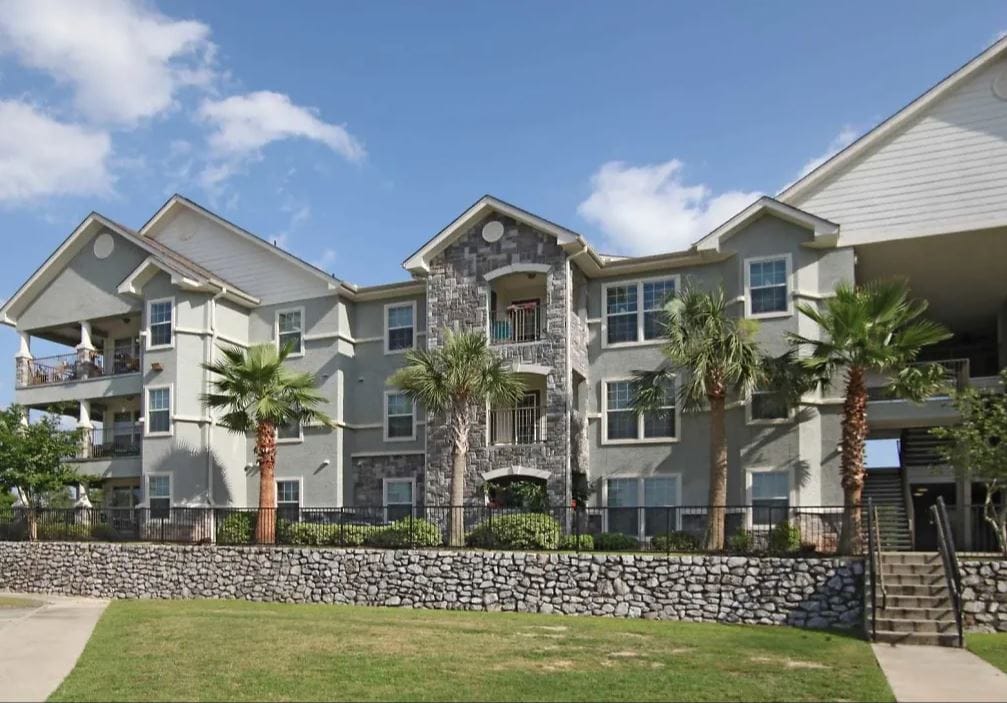 Baywood Place Apts