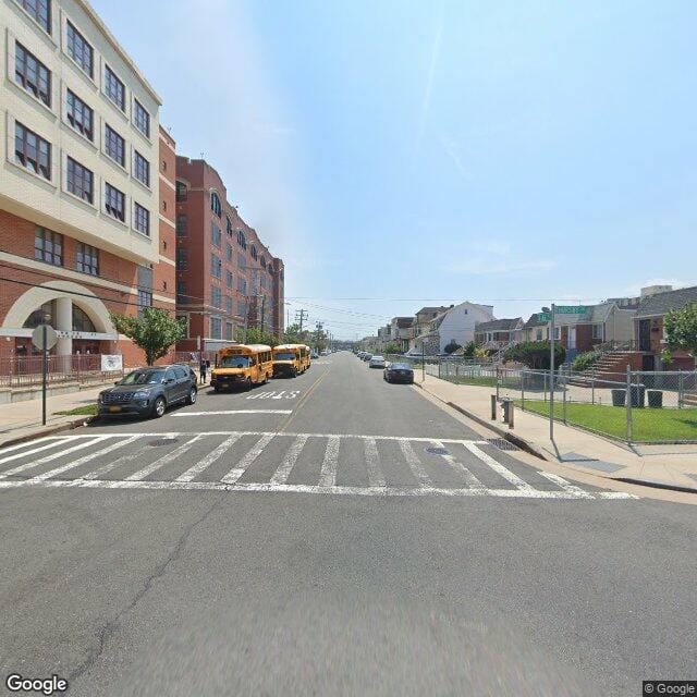 Beach 66 Apts