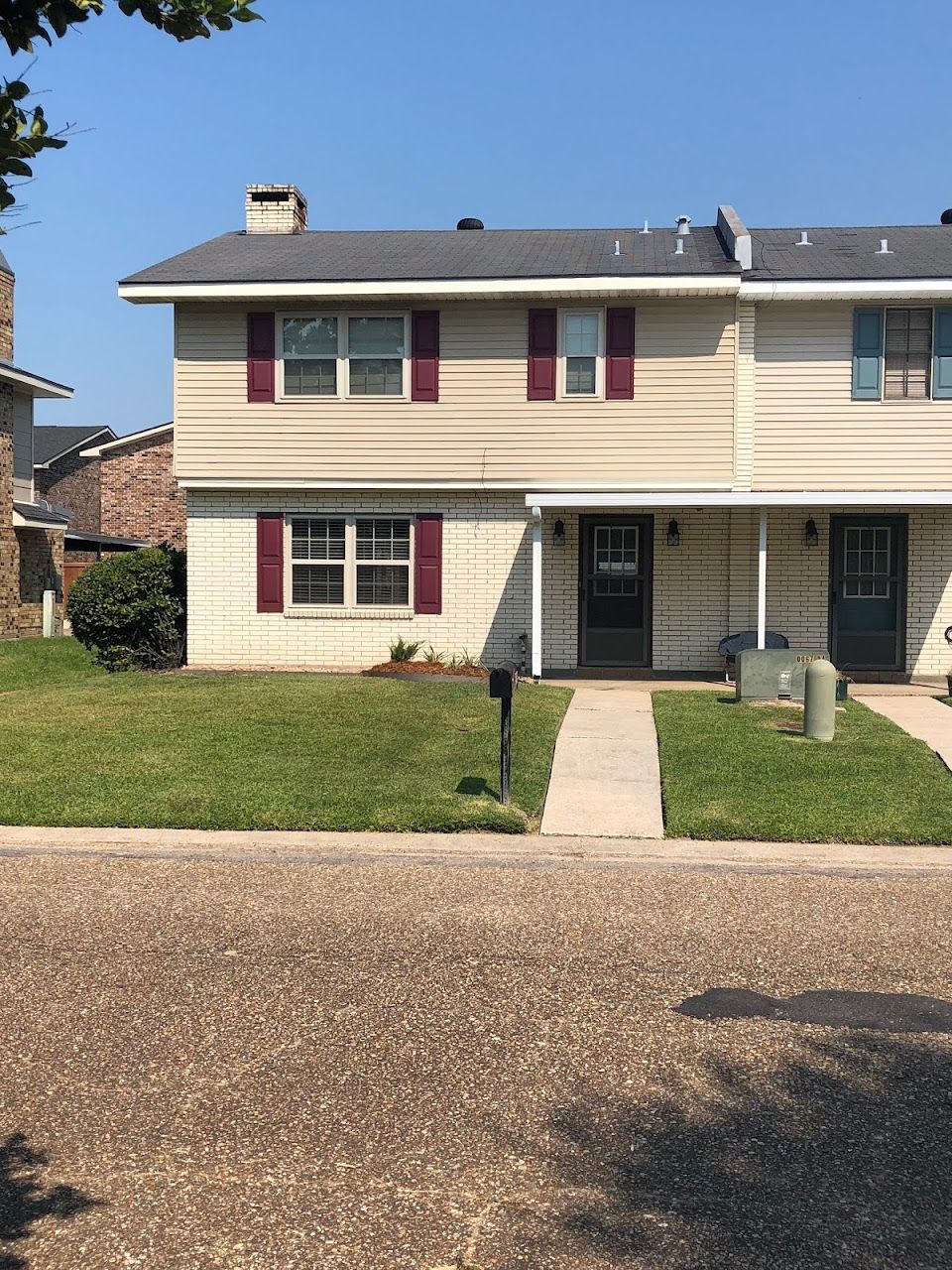 Bell Downs Apts