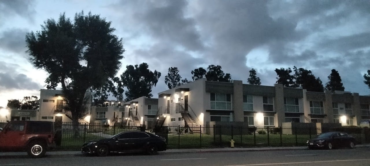 Bella Vista Apartments