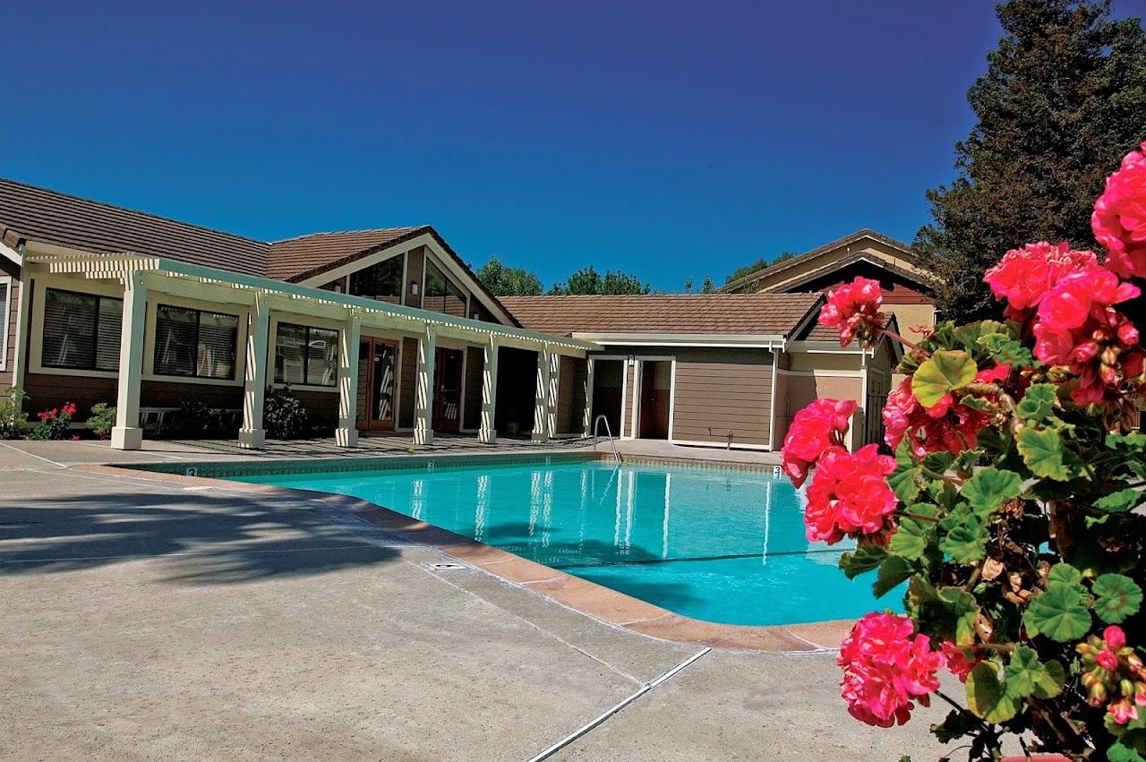 Belmont Apts