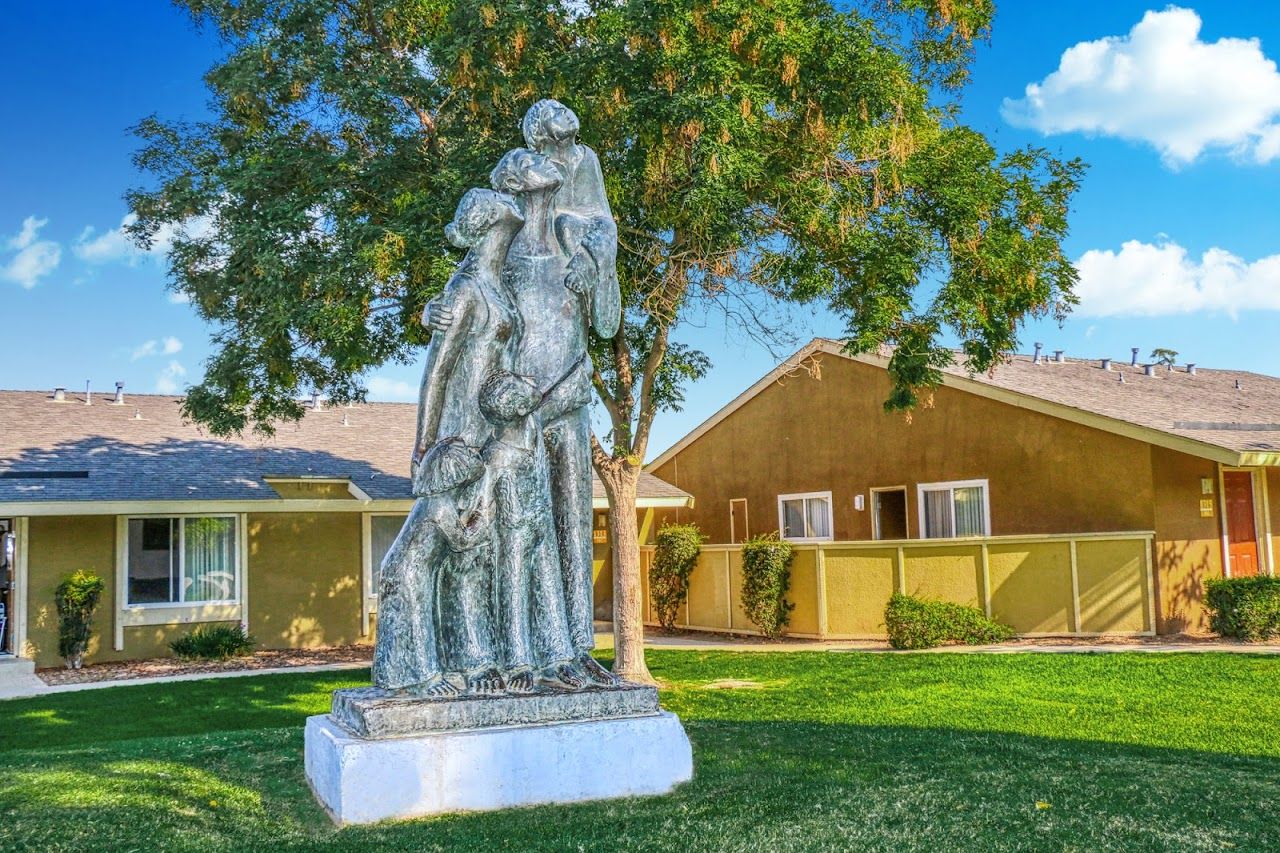 Bigby Villa Apts